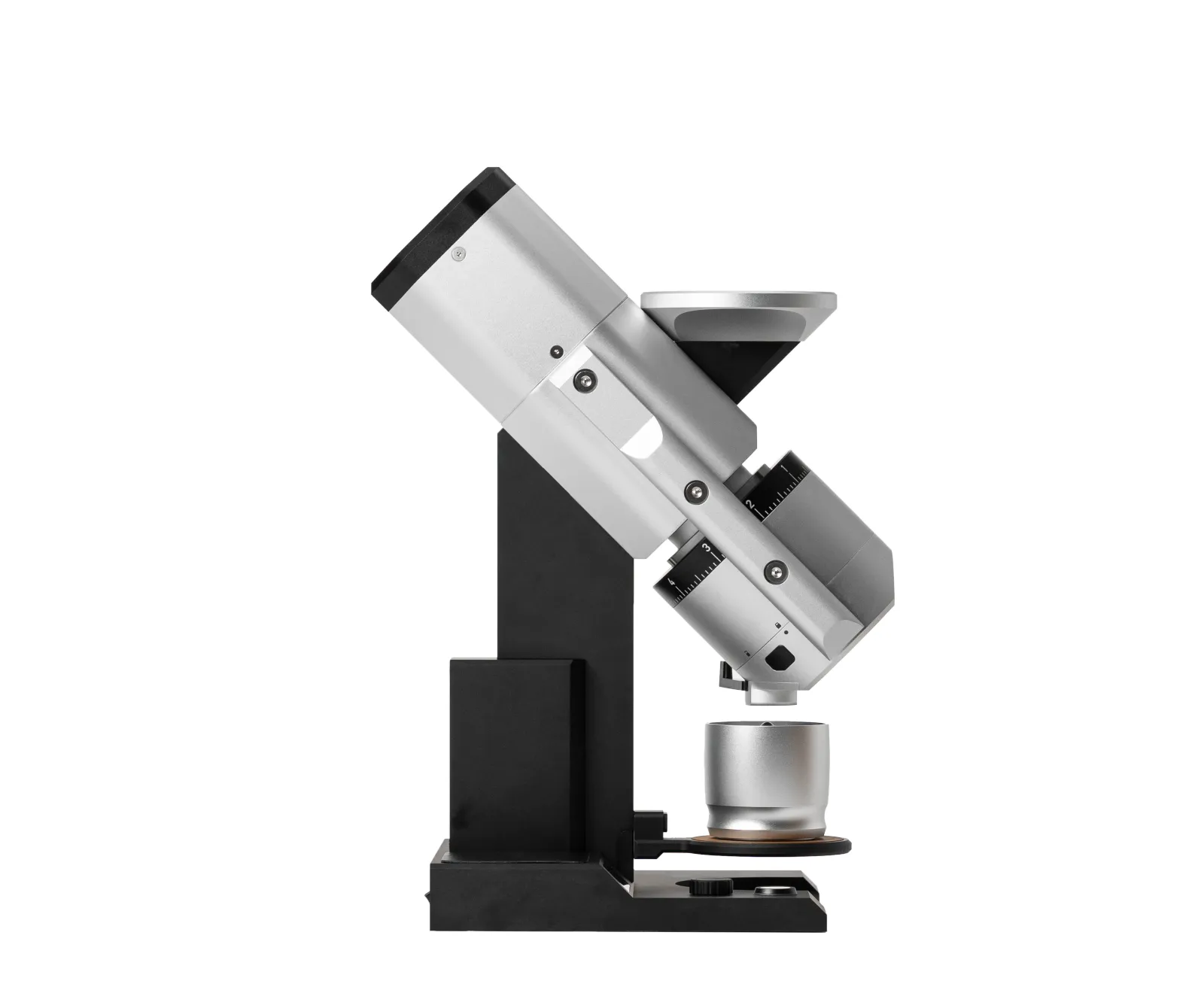 EG-1 in Silber von hinten